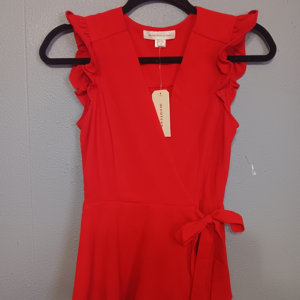 Red Monteau Blouse Size Small in Juniors